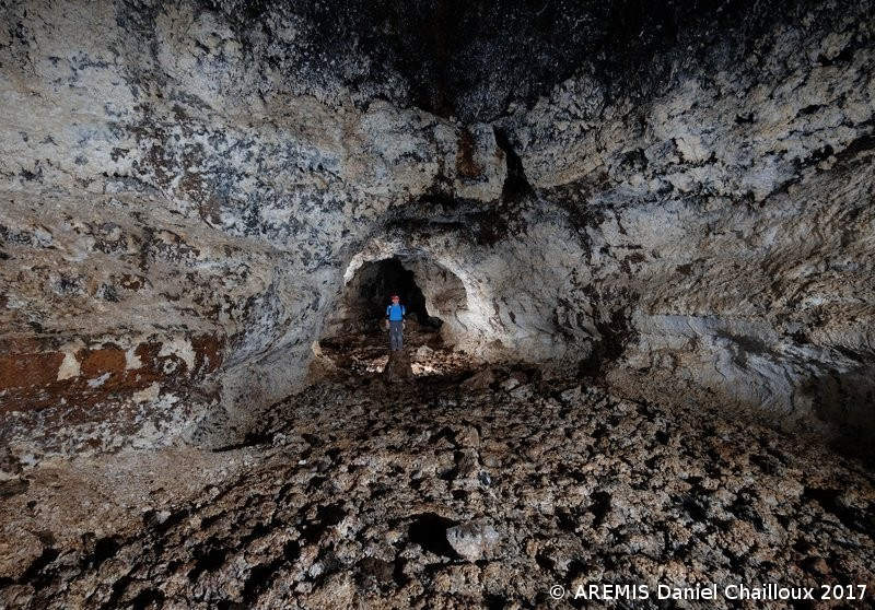 Tunnel de lave du bassin Bleu avec Envergure Réunion.