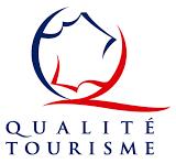 Label Qualité Tourisme France décerné à Envergure Réunion pour ces activités de montagne, tunnel de lave, randonnée et canyoning.