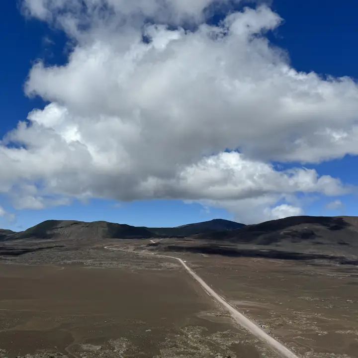 Conférence sur le volcan Piton de la Fournaise à La Réunion avec un guide expert